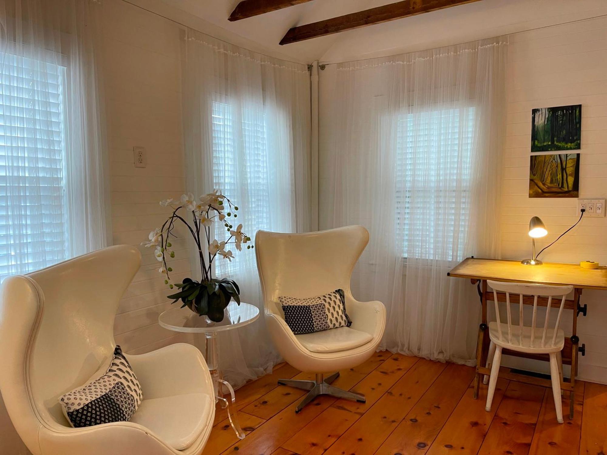 An Authentic, Rustic Luxurious Little Single Family Home In Old Town. All Yours. Marblehead Eksteriør bilde